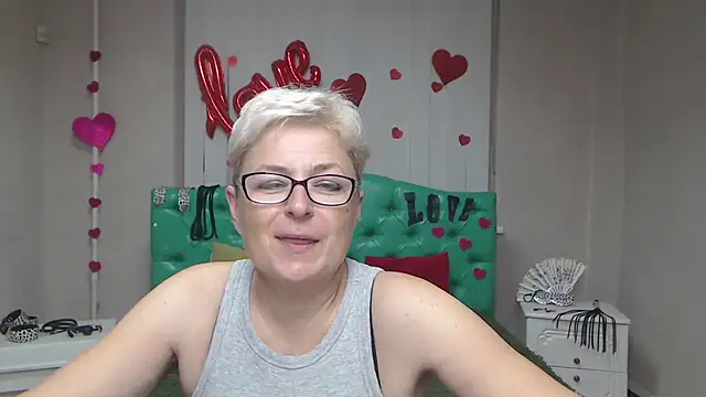 EmiliaGree online show from 09/23/25, 05:09