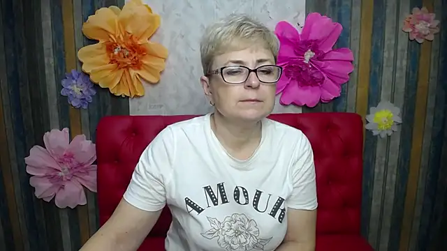 EmiliaGree online show from 04/08/26, 05:14