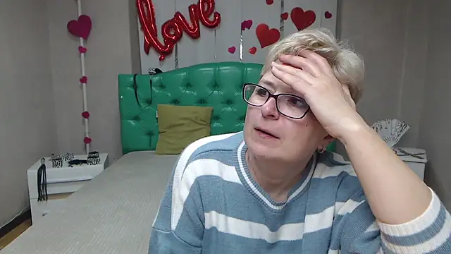 EmiliaGree online show from 04/12/26, 05:05