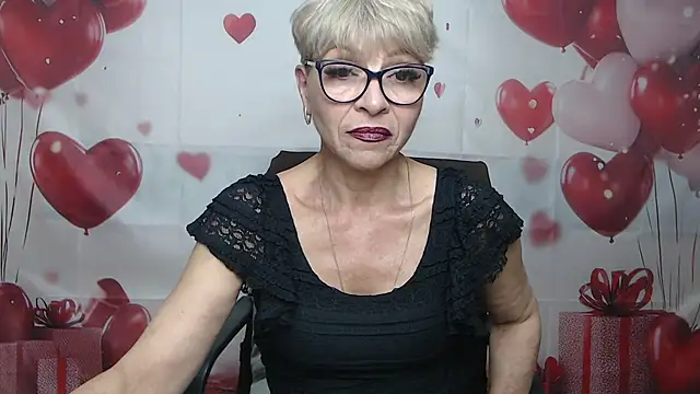 EllaBonito online show from 05/19/26, 05:47
