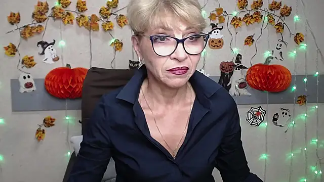 EllaBonito online show from 11/11/25, 06:30