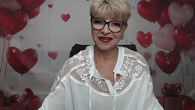 EllaBonito online show from 04/18/26, 05:54