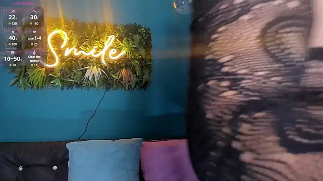 celestelewis online show from 12/03/25, 07:35