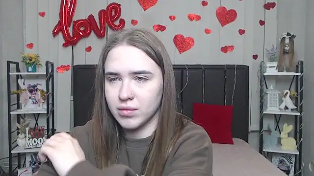 Snapshot of LauraHlot chatting on 01/16/26, 06:12 LauraHlot online show from 01/16/26, 06:12