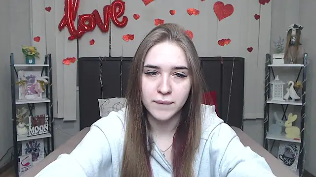 LauraHlot online show from 03/06/26, 06:14