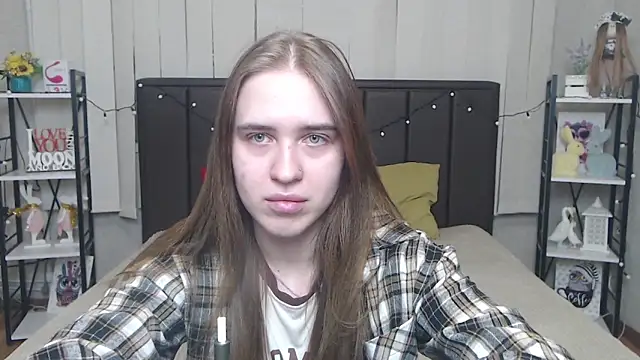 LauraHlot online show from 09/22/25, 05:41