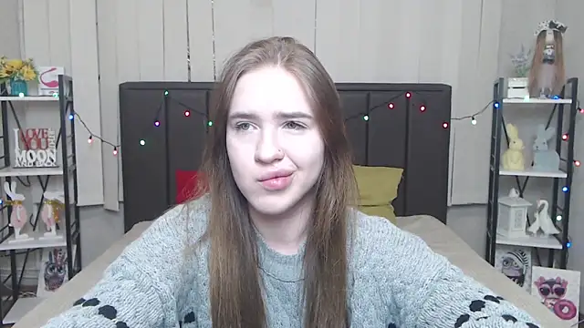 LauraHlot online show from 09/10/25, 06:01