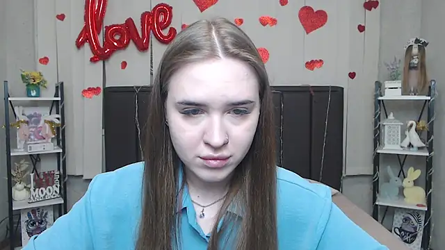 LauraHlot online show from 03/23/26, 06:35