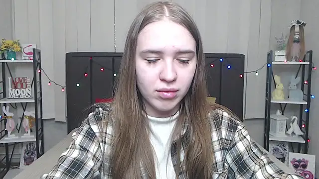 LauraHlot online show from 09/09/25, 05:39