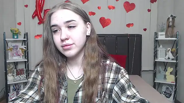 LauraHlot online show from 03/11/26, 06:24