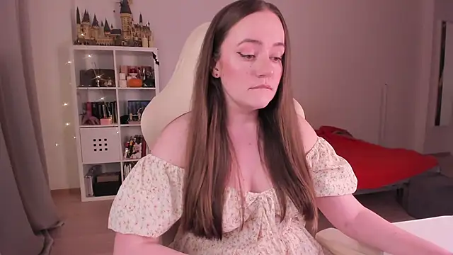 Snapshot of WalkingGirl chatting on 10/01/25, 08:57 WalkingGirl online show from 10/01/25, 08:57