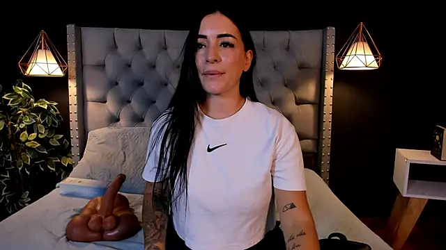 Sofia  rivera online show from 11/12/25, 08:12