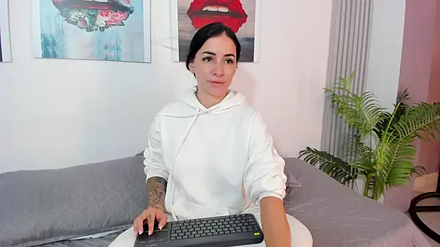 Sofia  rivera online show from 01/27/25, 08:07