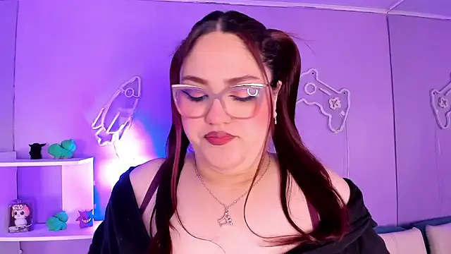 Camiila Osorio online show from 12/05/25, 02:37