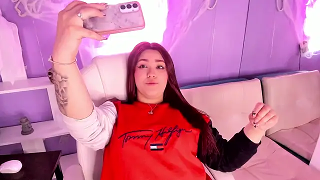 Camiila Osorio online show from 10/16/25, 07:22