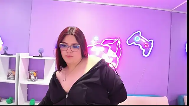 Camiila Osorio online show from 09/15/25, 08:42