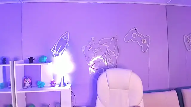 Camiila Osorio online show from 11/29/25, 07:47