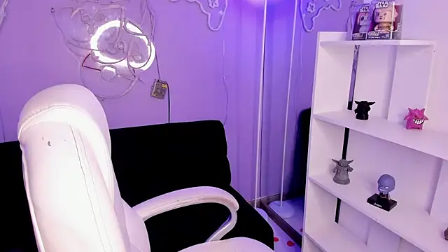 Camiila Osorio online show from 02/25/26, 07:25