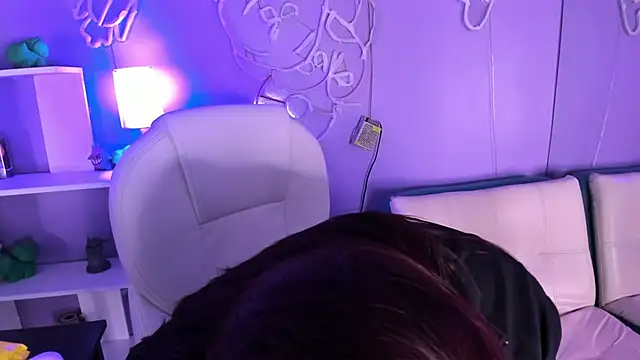 Camiila Osorio online show from 11/14/25, 07:28