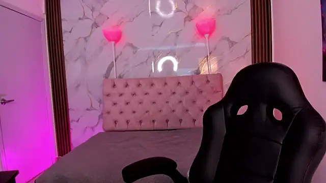 Camiila Osorio online show from 03/26/26, 07:56