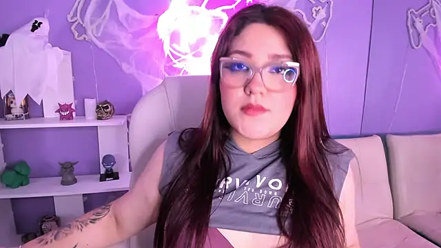 Camiila Osorio online show from 10/29/25, 07:35