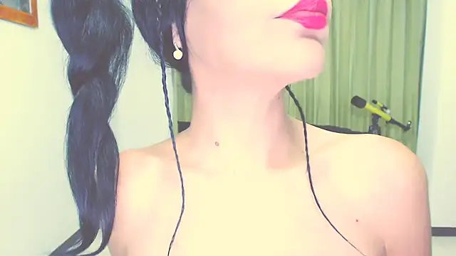 Stephanie520 online show from 10/29/25, 09:30