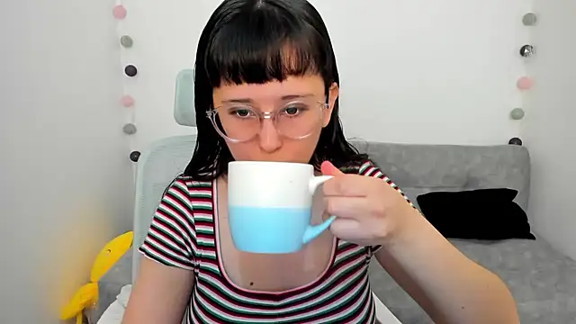 Sofiskies online show from 10/28/25, 12:44