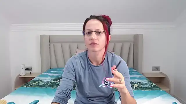 CatWoman0001 online show from 11/14/25, 11:47