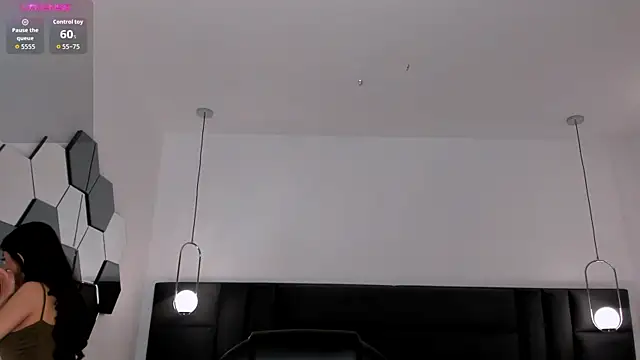 Snapshot of ValeriaVelvet chatting on 11/19/25, 12:16 ValeriaVelvet online show from 11/19/25, 12:16