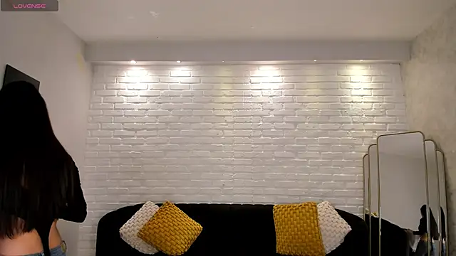 Snapshot of ValeriaVelvet chatting on 11/13/25, 12:09 ValeriaVelvet online show from 11/13/25, 12:09