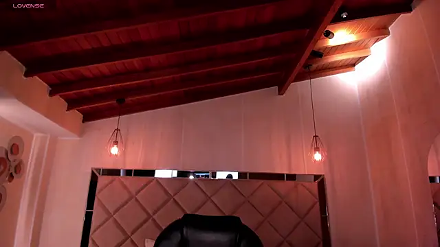 Snapshot of ValeriaVelvet chatting on 10/30/25, 12:14 ValeriaVelvet online show from 10/30/25, 12:14