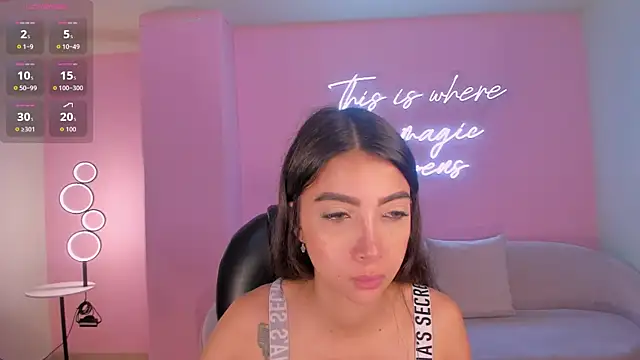 ValeriaVelvet online show from 04/08/26, 12:06