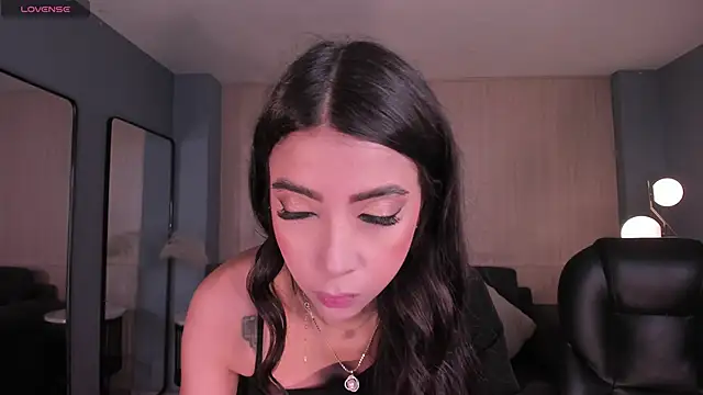 Snapshot of ValeriaVelvet chatting on 05/01/26, 12:10 ValeriaVelvet online show from 05/01/26, 12:10