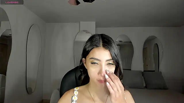 Snapshot of ValeriaVelvet chatting on 05/28/26, 11:49 ValeriaVelvet online show from 05/28/26, 11:49