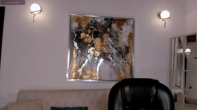 Snapshot of ValeriaVelvet chatting on 12/05/25, 12:15 ValeriaVelvet online show from 12/05/25, 12:15