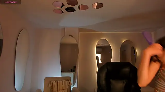 ValeriaVelvet online show from 02/05/26, 12:12