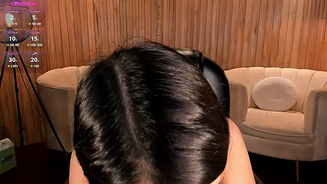 Snapshot of ValeriaVelvet chatting on 10/25/25, 12:17 ValeriaVelvet online show from 10/25/25, 12:17