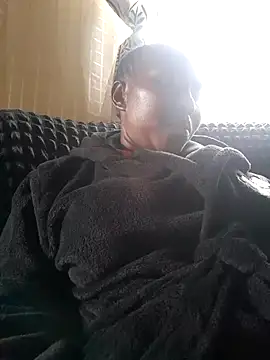 Thickchocolatex2 online show from 04/17/26, 11:46