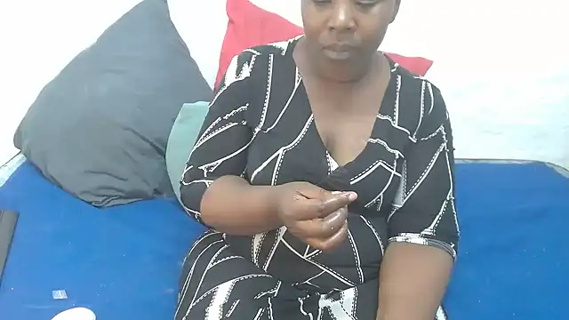 Thickchocolatex2 online show from 12/03/25, 04:39