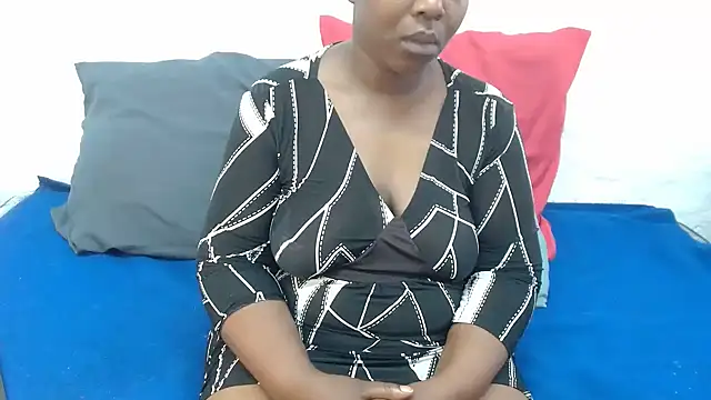 Thickchocolatex2 online show from 11/06/25, 06:17