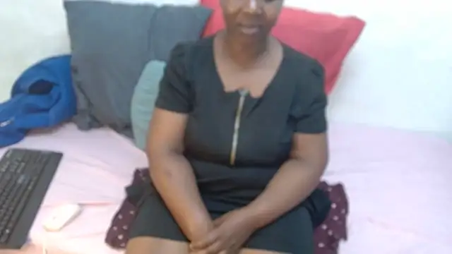 Thickchocolatex2 online show from 10/23/25, 05:44