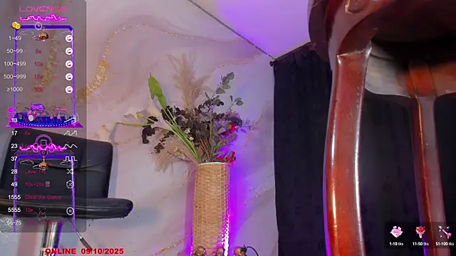 Snapshot of Karla-Ebony chatting on 10/09/25, 08:42 Karla-Ebony online show from 10/09/25, 08:42