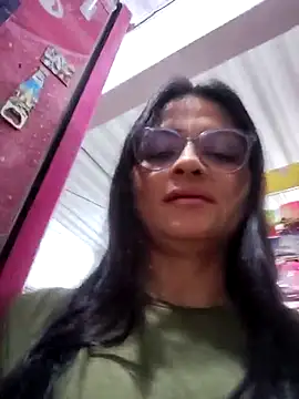 Linda Lars online show from 03/11/26, 02:49