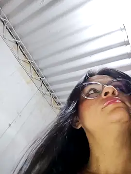 Linda Lars online show from 03/10/26, 02:04