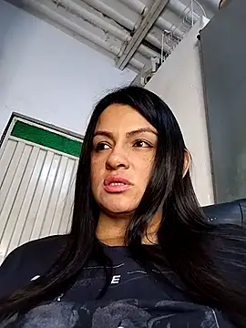 Snapshot of Linda_Lars chatting on 09/09/25, 01:59 Linda Lars online show from 09/09/25, 01:59