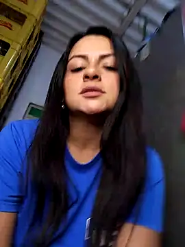 Snapshot of Linda_Lars chatting on 09/13/25, 02:44 Linda Lars online show from 09/13/25, 02:44