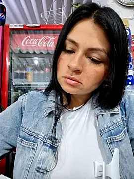 Linda Lars online show from 04/07/26, 02:24