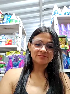 Snapshot of Linda_Lars chatting on 12/03/25, 03:29 Linda Lars online show from 12/03/25, 03:29