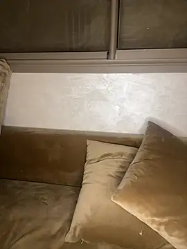 RachaCharmouta online show from 02/22/25, 07:14