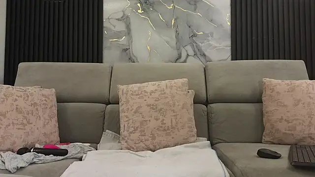 anellejones online show from 03/16/26, 07:38